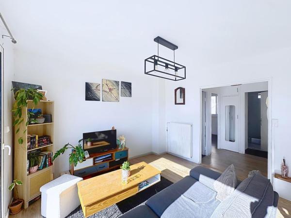 T2 meublé avec grande terrasse – Emplacement d’exception à Toulouse
