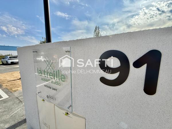 appartement studio neuf avec place parking