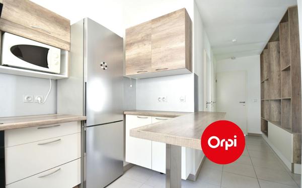 Appartement à vendre    2 pièces • 43,87 m2 Saint-Priest