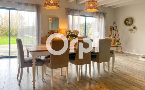 Maison à vendre    5 pièces •  Saumur