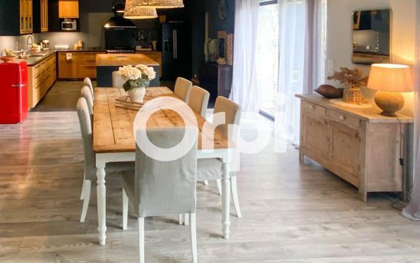 Maison à vendre    5 pièces •  Saumur