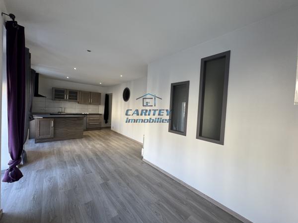 APPARTEMENT F3 DE 73 m² - LUXEUIL LES BAINS