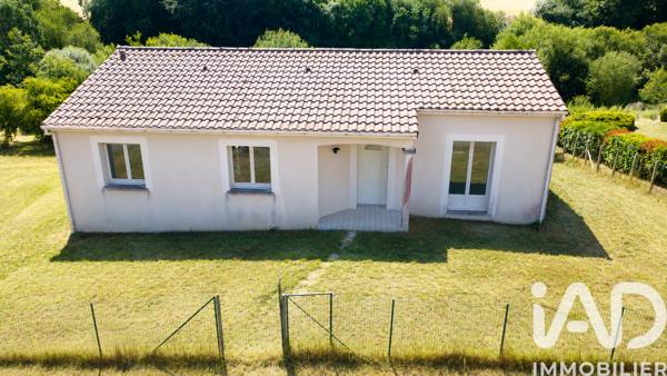 Maison à vendre 4 pièces 90 m² Châlus