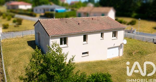 Maison à vendre 4 pièces 90 m² Châlus