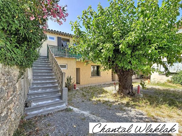 Immeuble de rapport à vendre 3 logements  (07) à Lachapelle sous Aubenas 145 m2 hab - Terrain 415 m2
