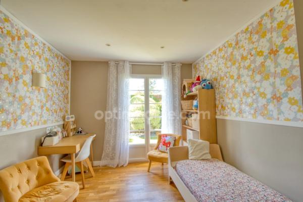 Villa de plain-pied — 174 m² — 4 Chambres - Piscine chauffée - Le Château-d'Oléron