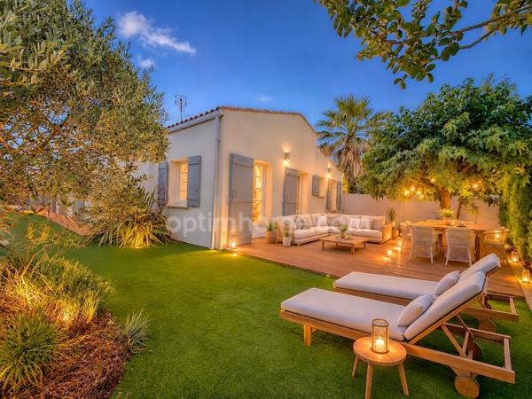 Villa de plain-pied — 174 m² — 4 Chambres - Piscine chauffée - Le Château-d'Oléron