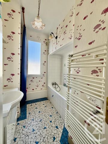 Appartement T3 à vendre  4 pièces - 88,61 m2 LA ROCHELLE - 17