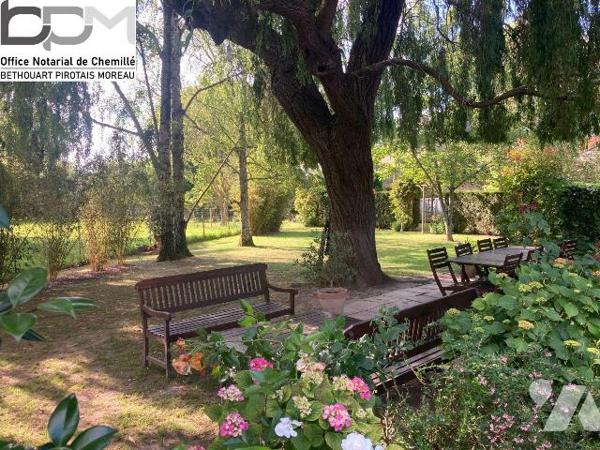 MELAY commune de Chemillé en Anjou (dans le Maine et Loire 49), ancienne de caractère à 30 MNS ...