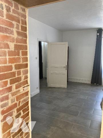 MELAY commune de Chemillé en Anjou (dans le Maine et Loire 49), ancienne de caractère à 30 MNS ...