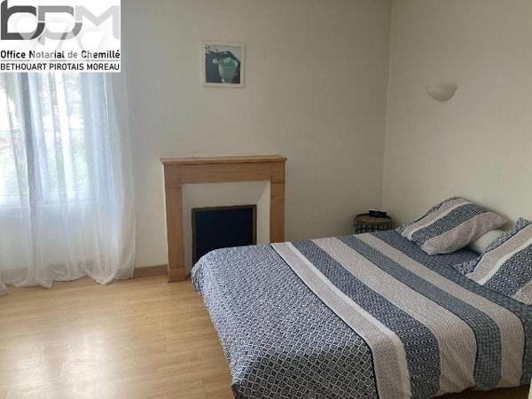 MELAY commune de Chemillé en Anjou (dans le Maine et Loire 49), ancienne de caractère à 30 MNS ...