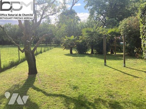 MELAY commune de Chemillé en Anjou (dans le Maine et Loire 49), ancienne de caractère à 30 MNS ...