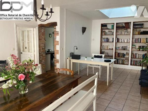 MELAY commune de Chemillé en Anjou (dans le Maine et Loire 49), ancienne de caractère à 30 MNS ...