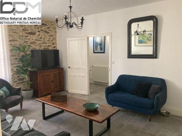 MELAY commune de Chemillé en Anjou (dans le Maine et Loire 49), ancienne de caractère à 30 MNS ...