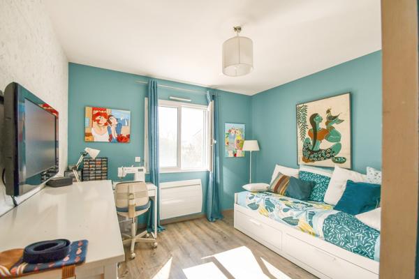 Maison de 145m² 5 ch/ terrain 815m²/ piscine/ calme 757 000 € H.A.I.*