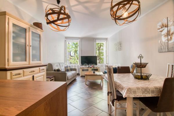 Jolie maison de village avec garage