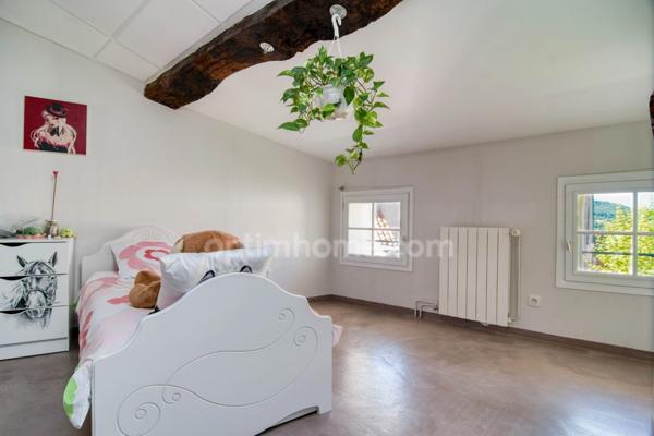 Jolie maison de village avec garage