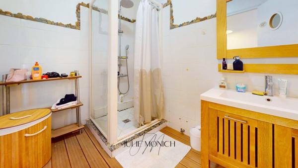 Appartement avec 2 Chambres, Terrasse et Garage - Vue dégagée