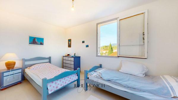 Appartement avec 2 Chambres, Terrasse et Garage - Vue dégagée