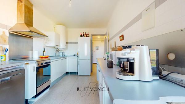 Appartement avec 2 Chambres, Terrasse et Garage - Vue dégagée