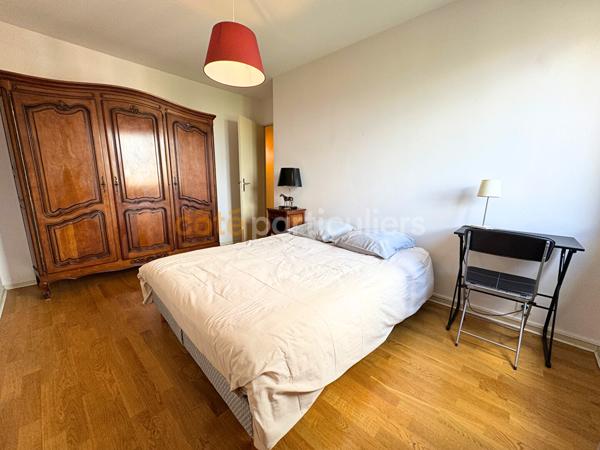 Location
                Appartement95,7 m² - 5 Pièces -
                    CHAMALIERES (63400)