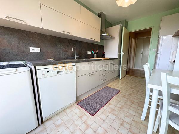 Location
                Appartement95,7 m² - 5 Pièces -
                    CHAMALIERES (63400)
