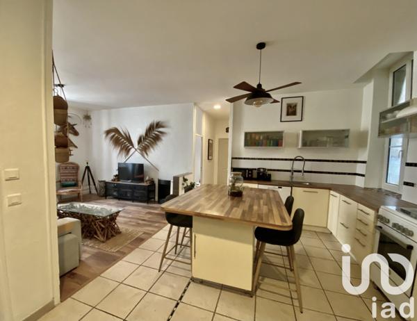 Appartement 3 pièces de 73 m² à Tournon-sur-Rhône (07300)