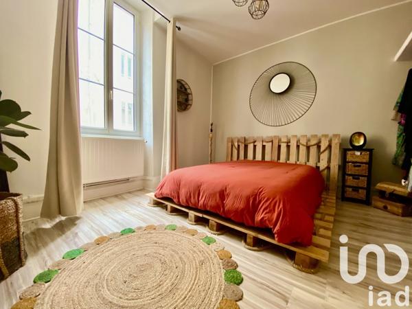 Appartement 3 pièces de 73 m² à Tournon-sur-Rhône (07300)