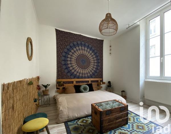 Appartement 3 pièces de 73 m² à Tournon-sur-Rhône (07300)