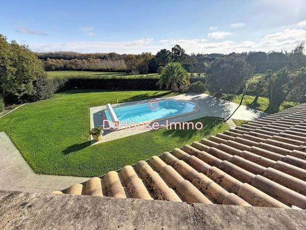 Maison à vendre 10 pièces de 269 m²