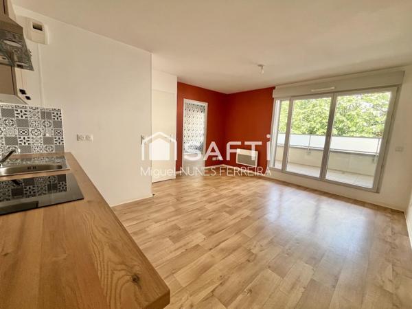 APPARTEMENT T2 AVEC BALCON - ASCENSEUR - PLACE DE PARKING
