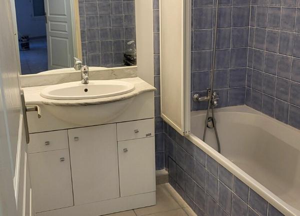 Appartement à louer    3 pièces • 60 m2 Pertuis