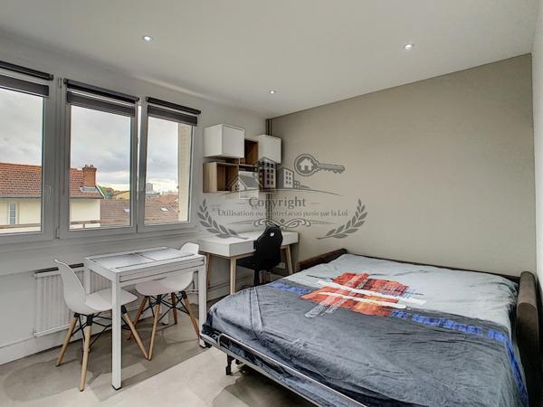 Superbe Studio 18.10 m² entièrement meublé et équipé Lyon 3e, Accès Universités, tram T3 et métro D