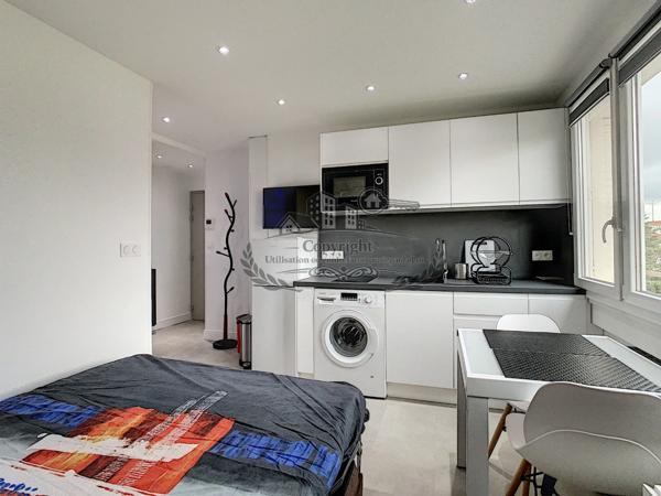 Superbe Studio 18.10 m² entièrement meublé et équipé Lyon 3e, Accès Universités, tram T3 et métro D