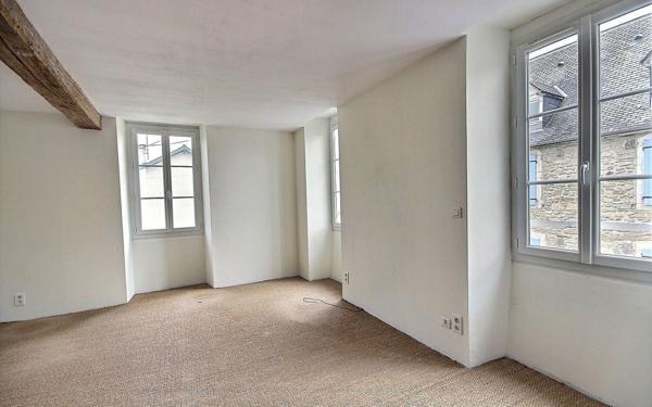 Maison à vendre    5 pièces • 141 m2 Gan