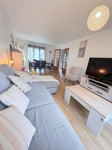 Maison familiale 3 chambres avec jardin , garage.