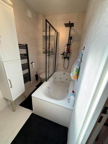 Maison familiale 3 chambres avec jardin , garage.