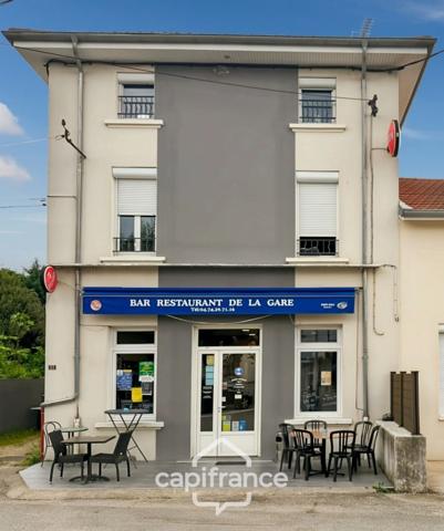 Immeuble à vendre SALAISE SUR SANNE (38) 3 appartements et un local commercial