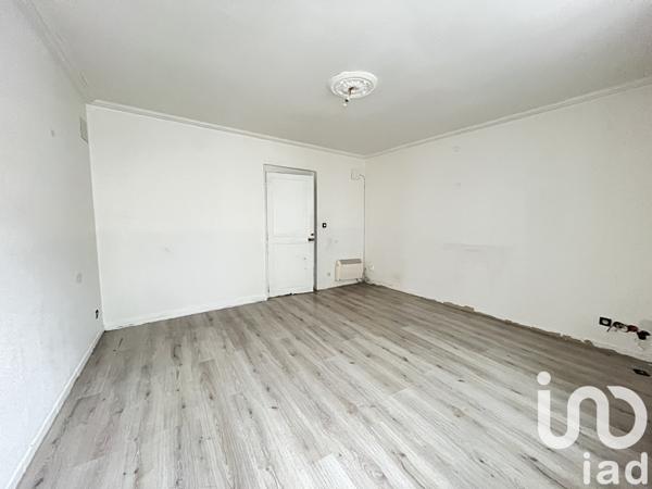 Maison à vendre 10 pièces 200 m² Descartes