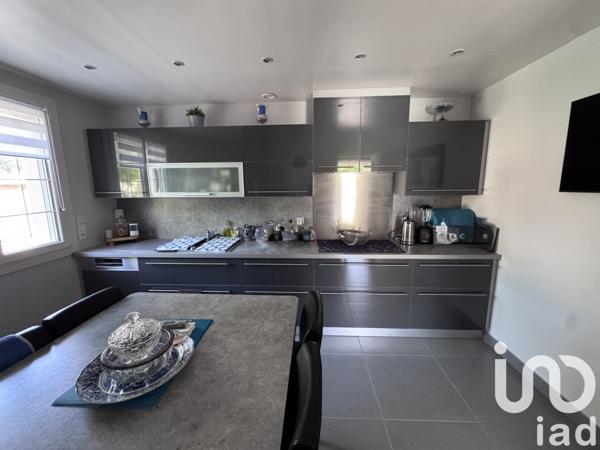 House for sale 6 rooms 178 m² Bréviandes