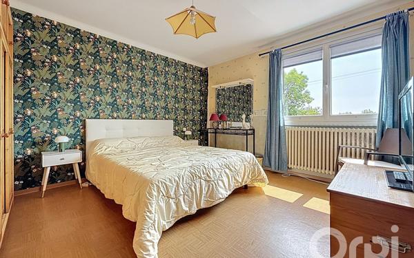 Maison à vendre    7 pièces • 180 m2 Sallertaine