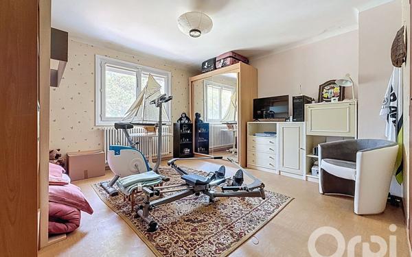 Maison à vendre    7 pièces • 180 m2 Sallertaine