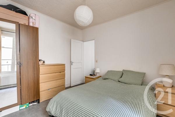 Appartement F2 à vendre  2 pièces - 29,92 m 2   PARIS  - 75017