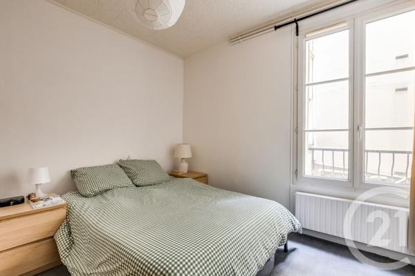 Appartement F2 à vendre  2 pièces - 29,92 m 2   PARIS  - 75017