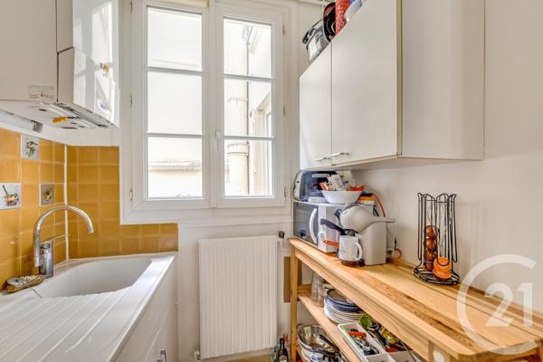 Appartement F2 à vendre  2 pièces - 29,92 m 2   PARIS  - 75017