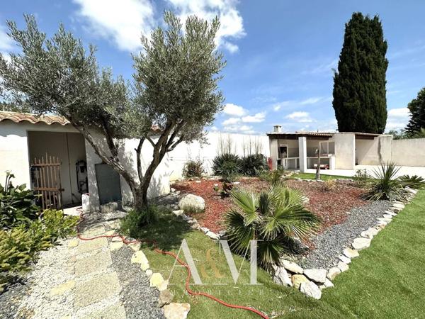 Villa PP T4 91 m²  + garage et dépendance / 859m² de terrain av piscine