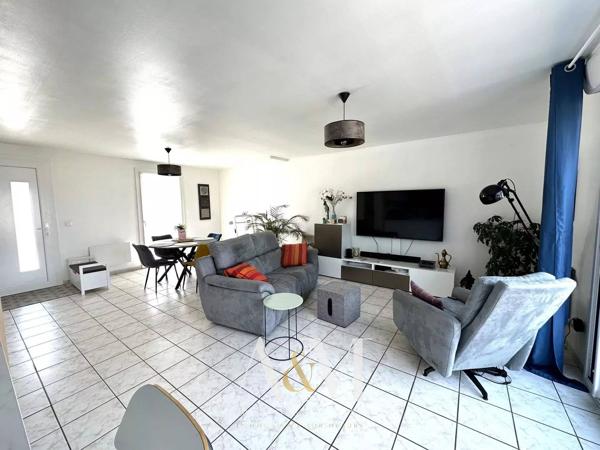 Villa PP T4 91 m²  + garage et dépendance / 859m² de terrain av piscine