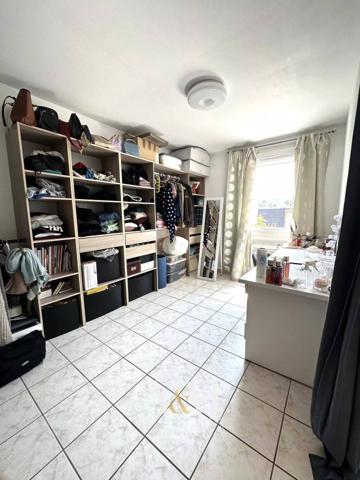 Villa PP T4 91 m²  + garage et dépendance / 859m² de terrain av piscine
