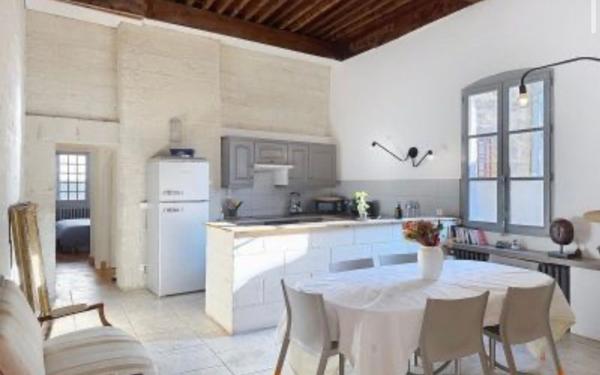 Appartement à vendre    3 pièces •  Uzès