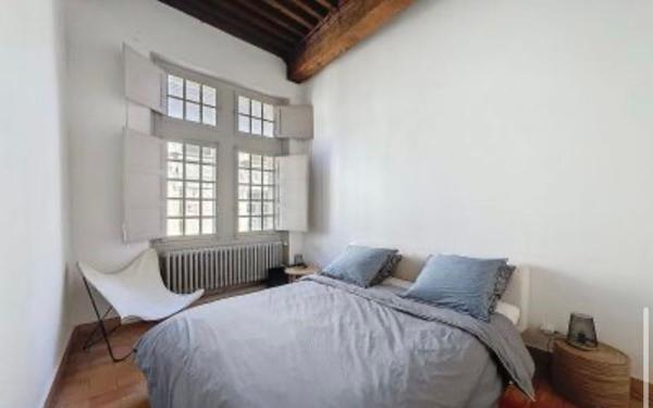 Appartement à vendre    3 pièces •  Uzès